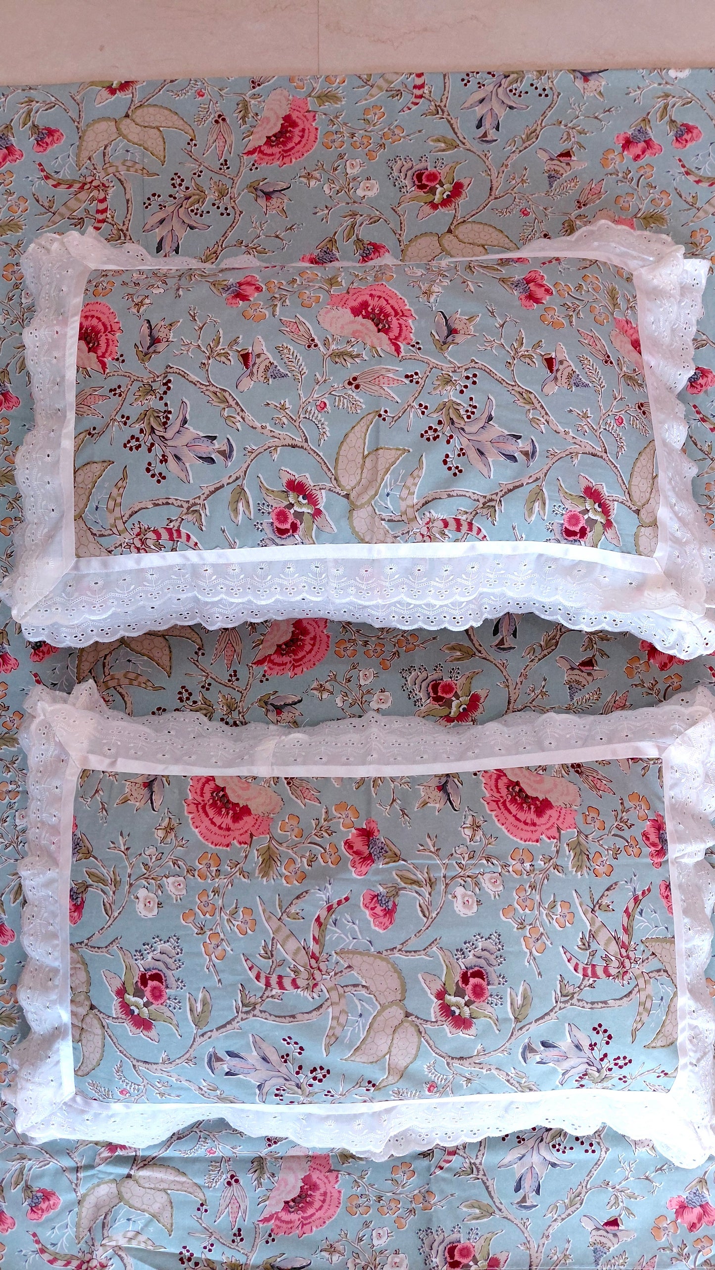 Poppy Paradise - Lace Cotton Bedsheet