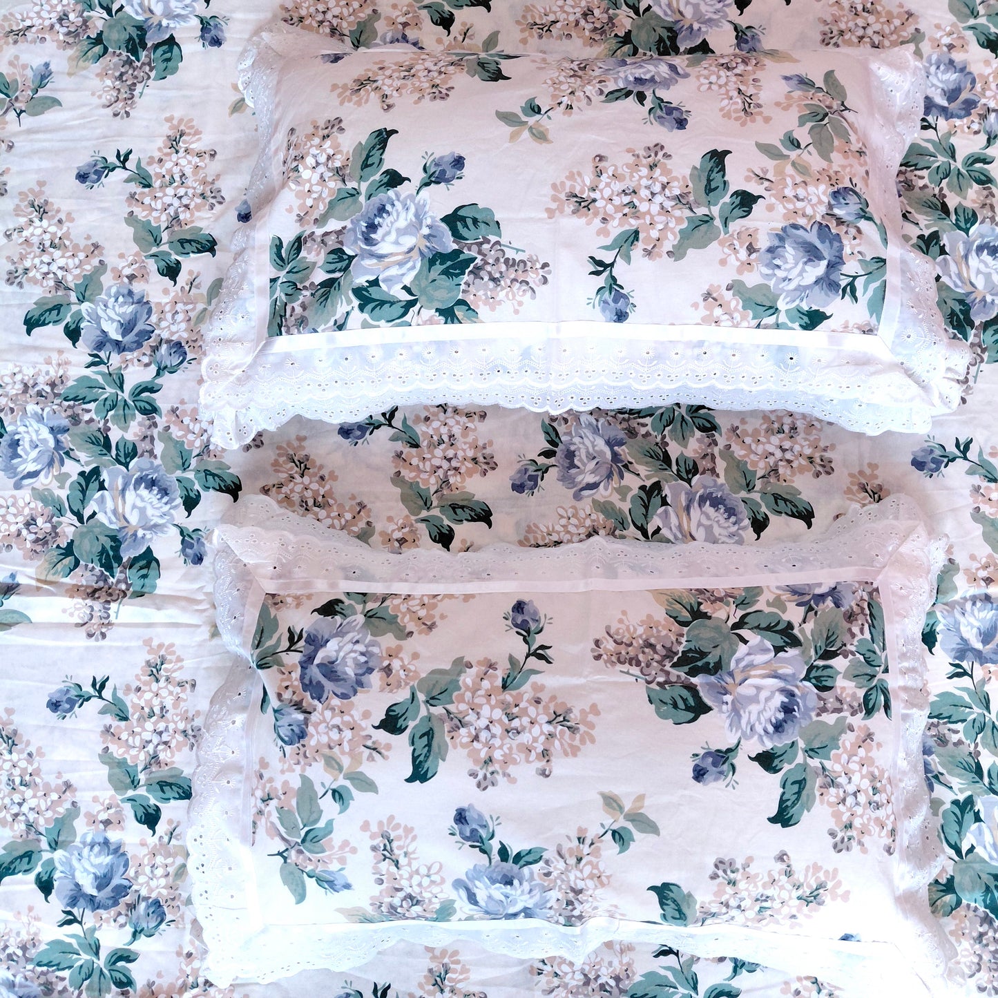 Green Rose - Lace Cotton Bedsheet